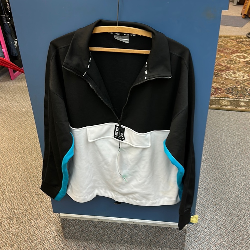Sports pull over